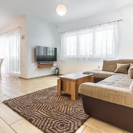 Apartmán Nina Maslenica
