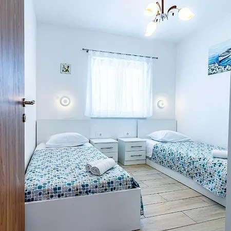 Nina Apartmán Maslenica