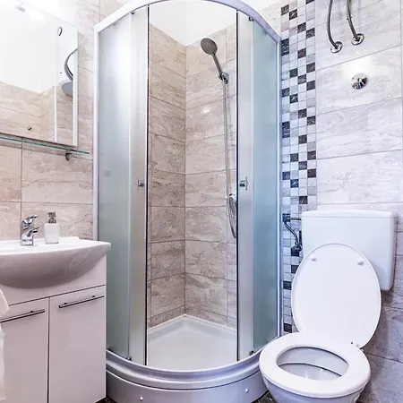 Nina Apartmán Maslenica