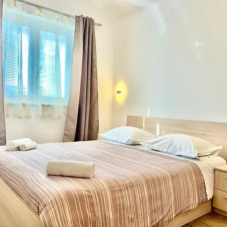 Nina Apartmán Maslenica