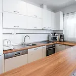 Nina Apartment *