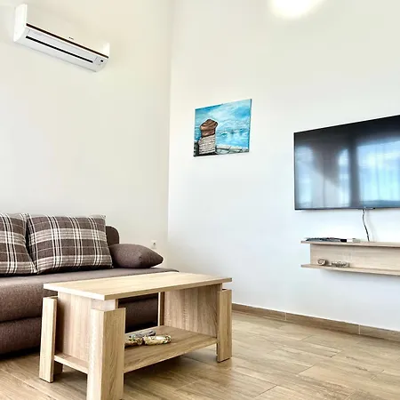 Apartment Nina